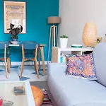 Nice cosy apt near the Père Lachaise cemetery!