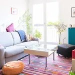Nice cosy apt near the Père Lachaise cemetery!